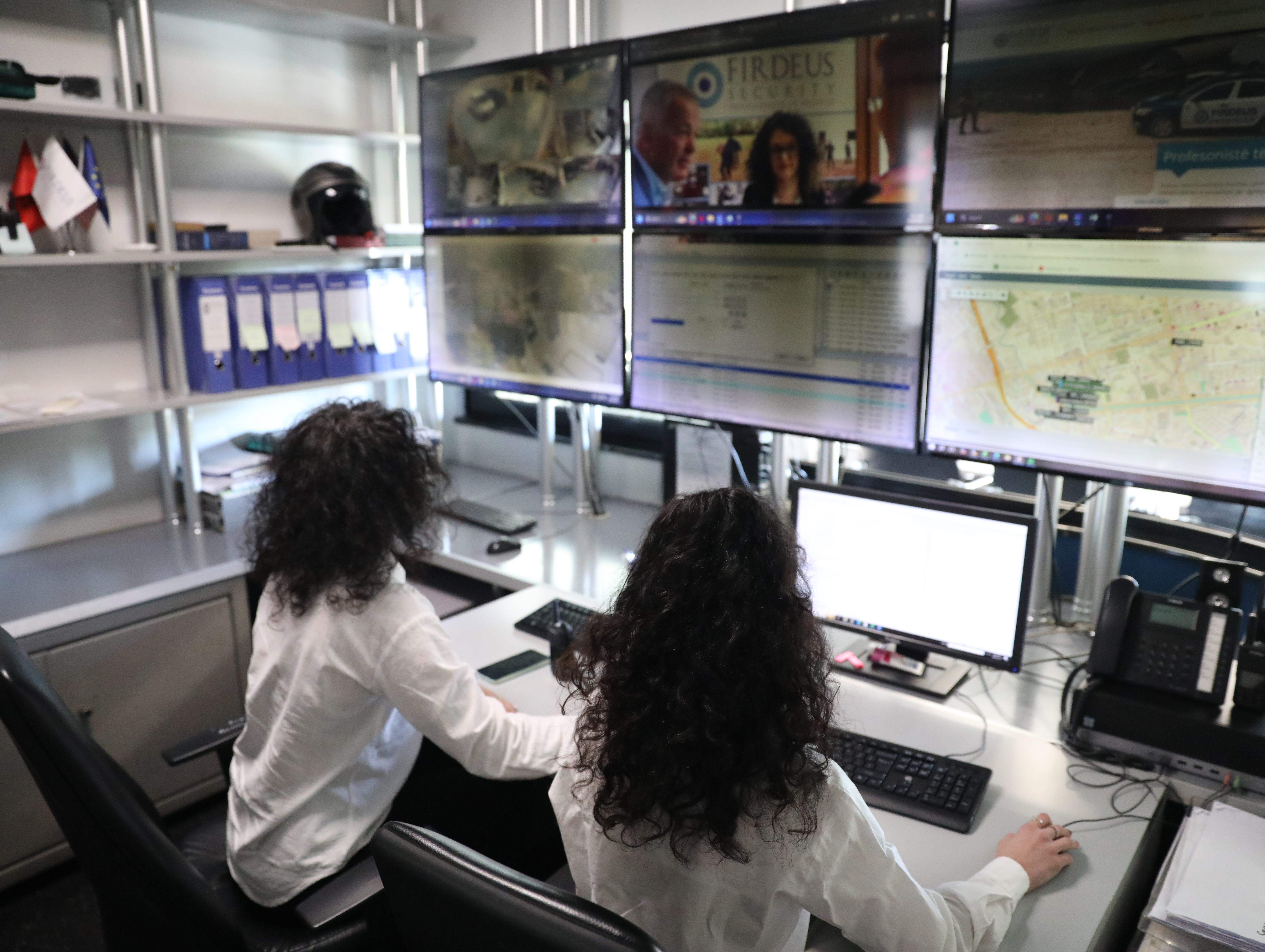 HD Camera Monitoring with AI Analytics